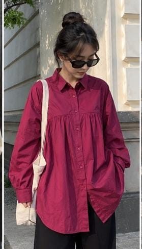 Relaxed fit gathered top